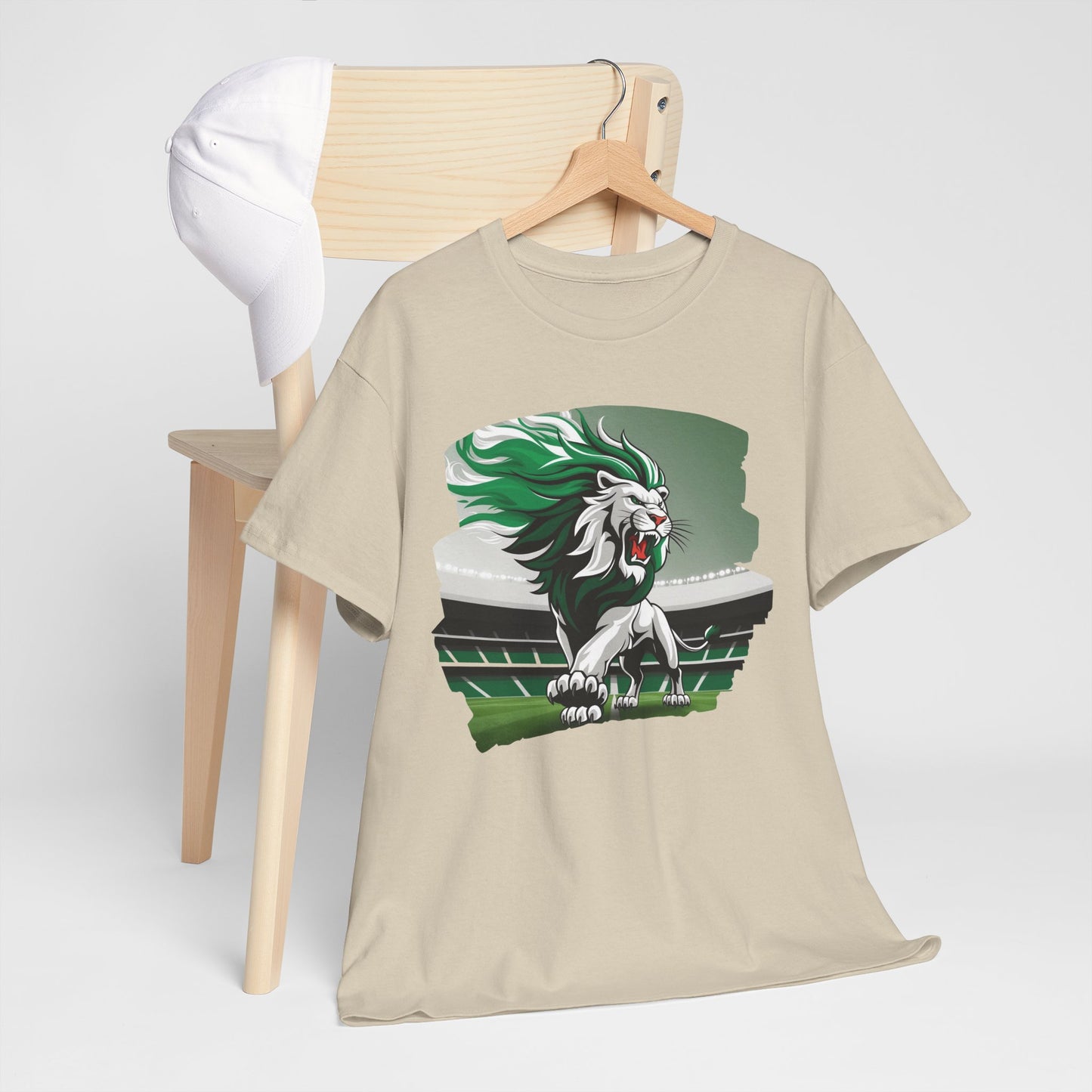 Imposing Lion | Claw and Glory