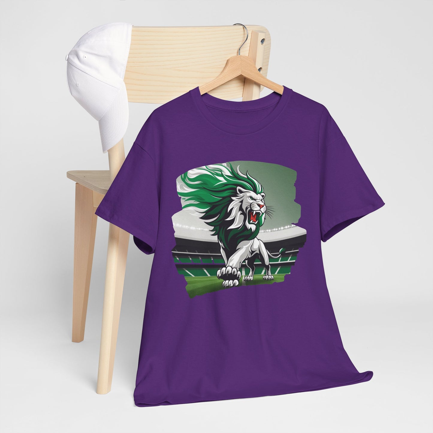 Imposing Lion | Claw and Glory