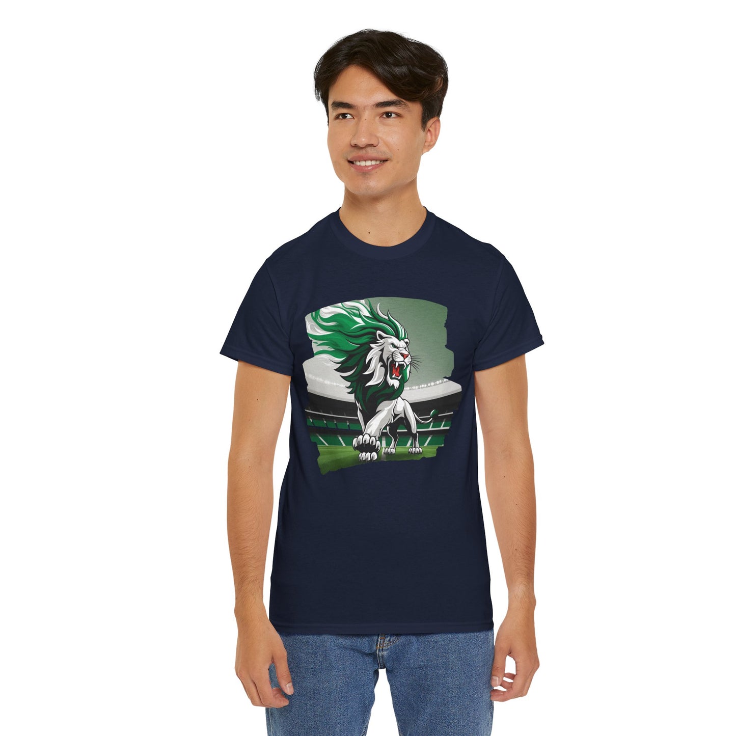 Imposing Lion | Claw and Glory